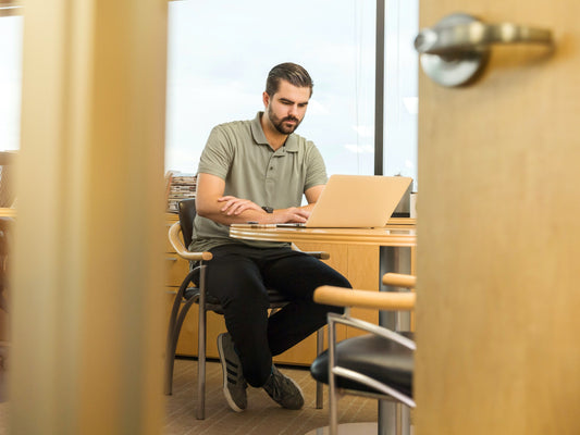 Should I upload my CV to LinkedIn? [LinkedIn Series]